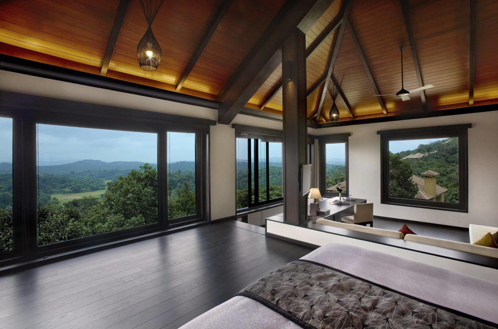 Taj Madikeri Resort & Spa Coorg Room photo