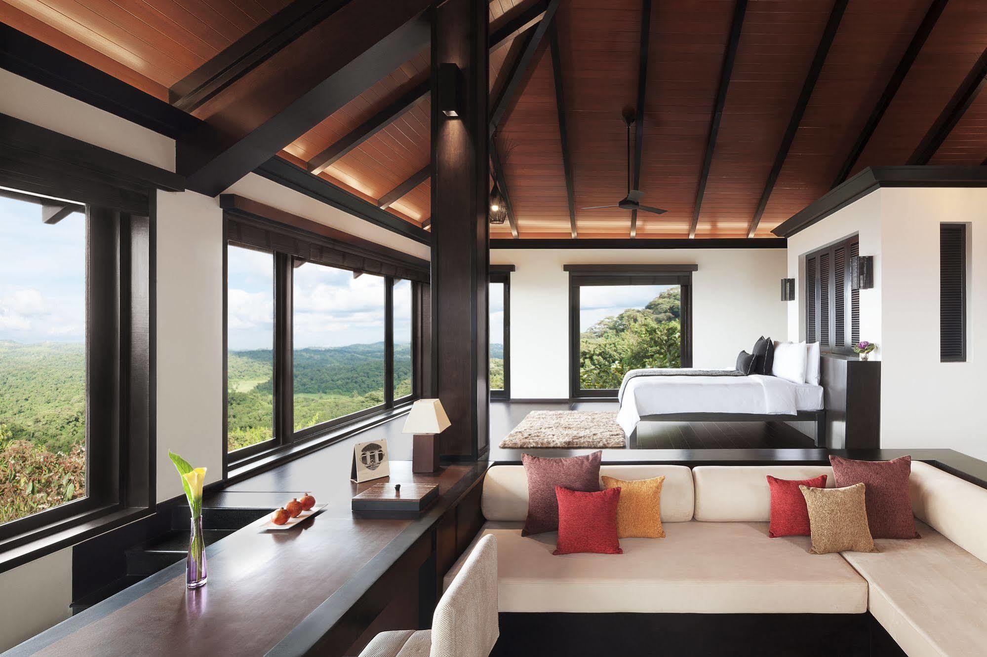 Taj Madikeri Resort & Spa Coorg Exterior photo